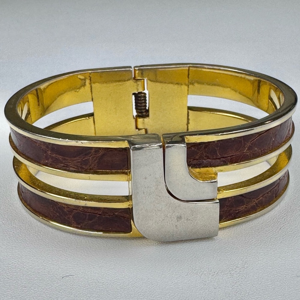 Loewe Vintage L-logo double cuff embossed bangle bracelet with COA - Picture 6 of 14